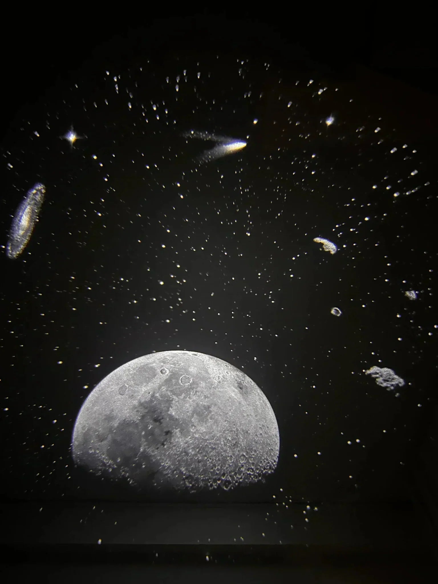 12 In 1 Planetarium Galaxy Star Projector / جهاز عرض النجوم والمجرات الفلكية 12 في 1.